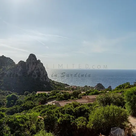 Assenzia Villa *