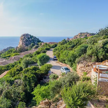 Assenzia Costa Paradiso