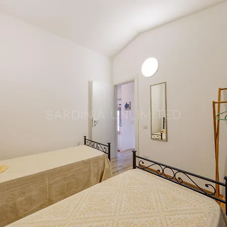 Assenzia Villa *